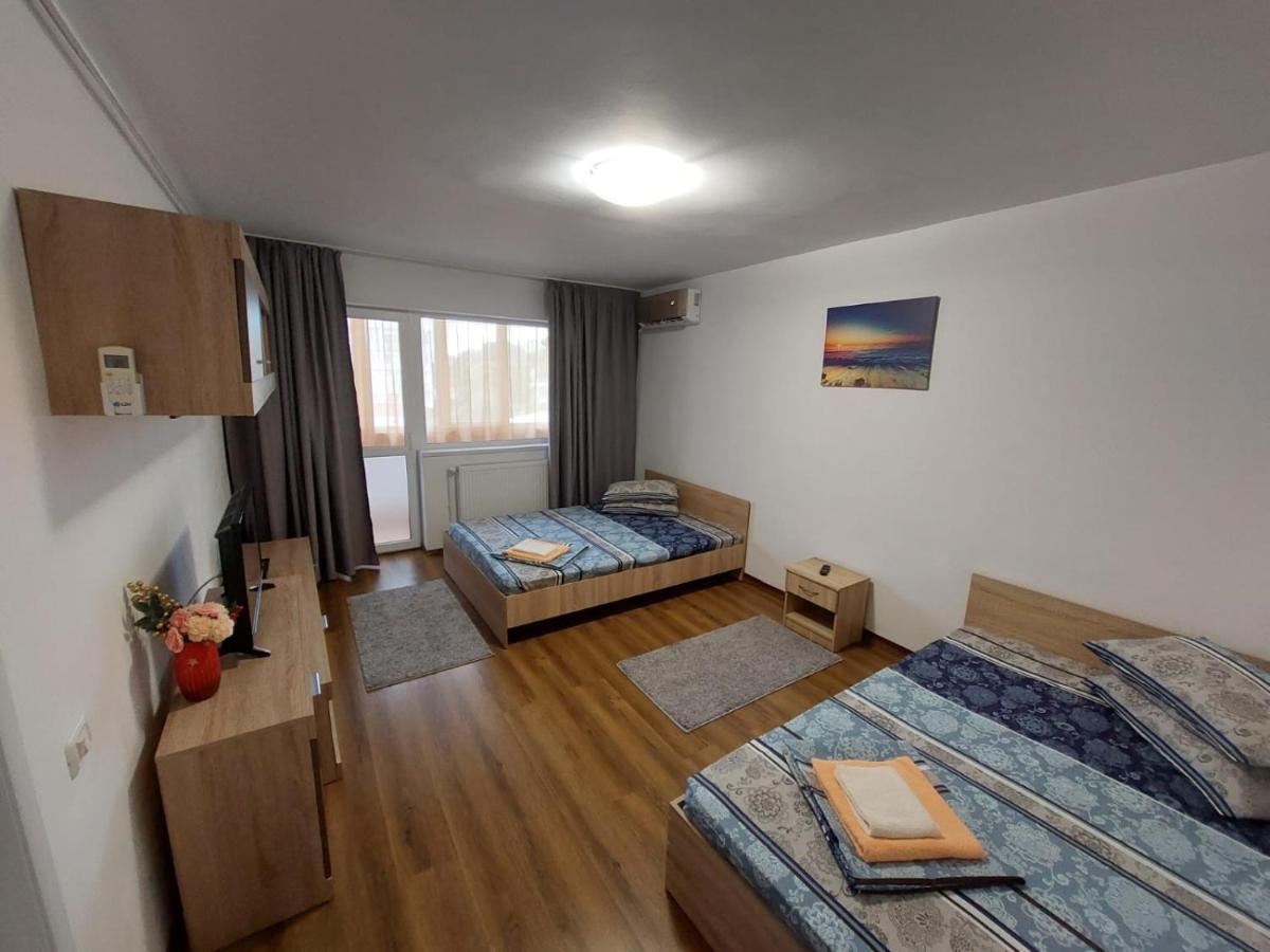 エフォリエ・ノルドApartament Mriアパートメント エクステリア 写真