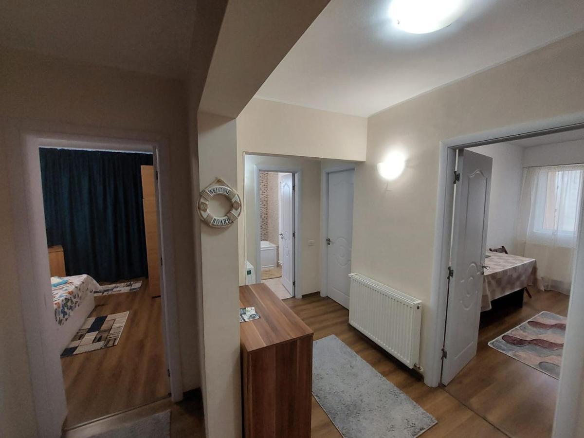 エフォリエ・ノルドApartament Mriアパートメント エクステリア 写真
